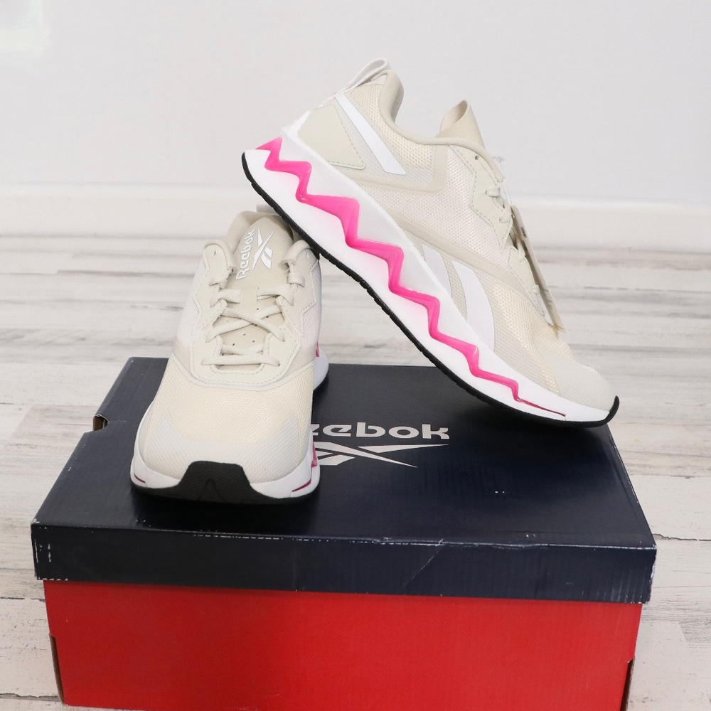 NEW Reebok ZIG Elusion Energy Shoes, Alabaster Pink/White, Juniors Size 6.5